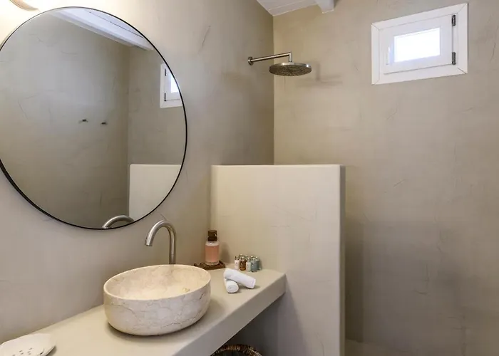 Deliana By Ethos Hospitality *